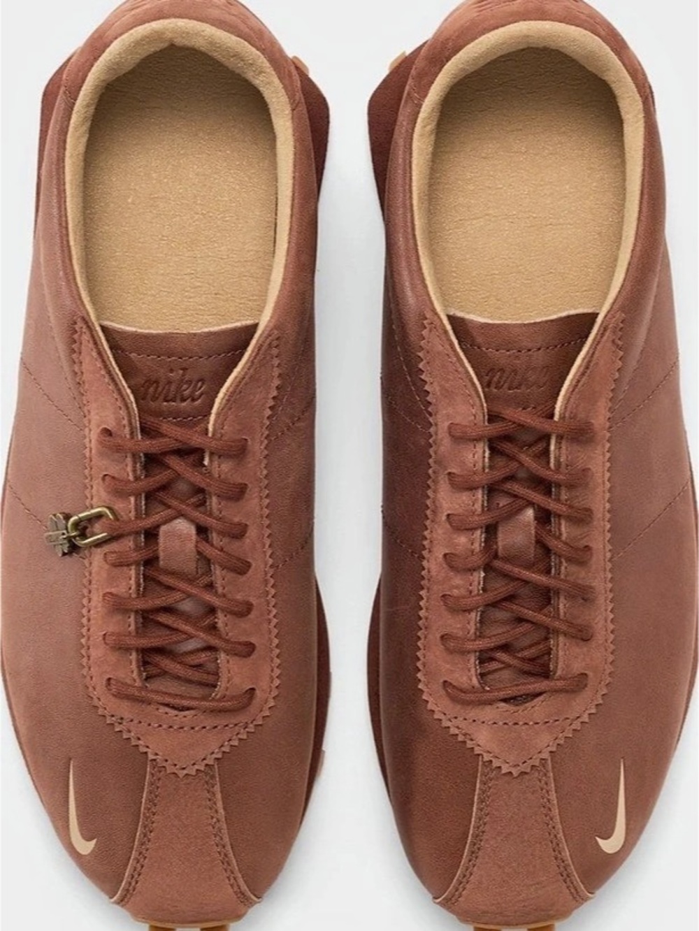 Nike x Aritzia Collab